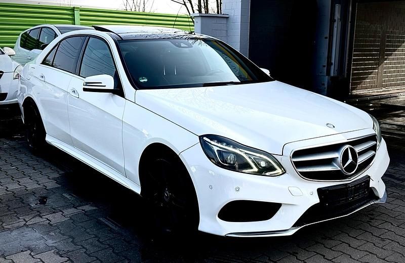 Gebraucht Mercedes E350 AMG 258 PS (189 kW) 2014 Weiß Limousine