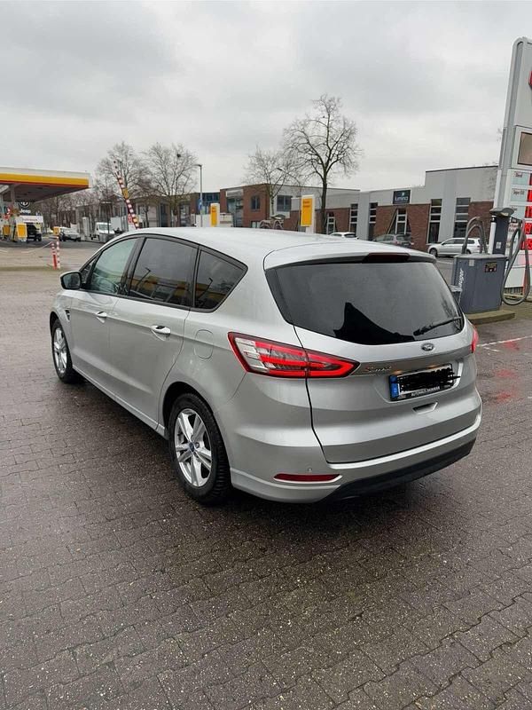 Gebraucht Ford S-MAX S 150 PS (110 kW) 2016 Silber Van / Kleinbus