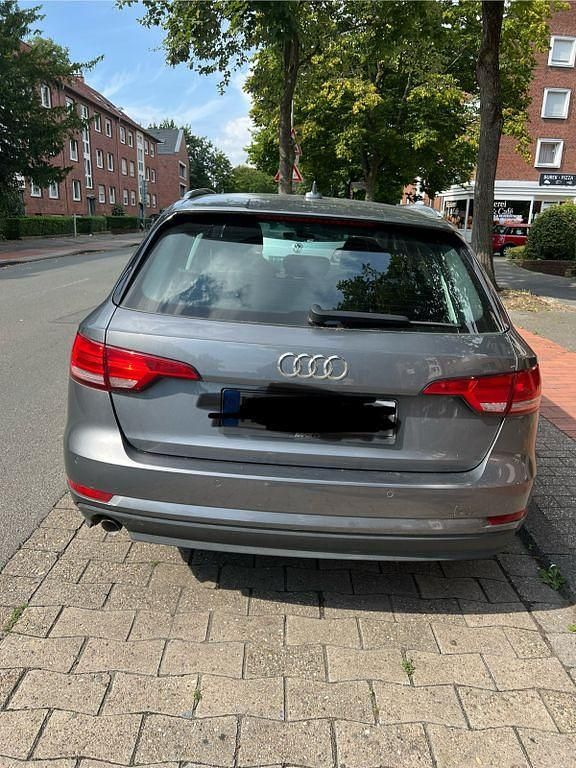 Gebraucht Audi A4 150 PS (110 kW) 2016 Grau Kombi