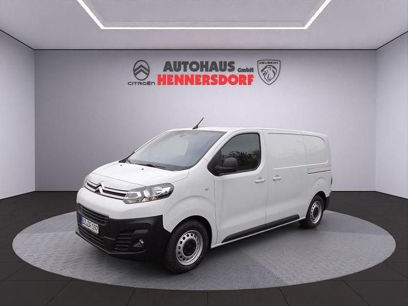 Eisweiß Gebraucht 2024 Citroën Jumpy Van / Kleinbus | 29.000 € (Guter Preis) - Bild 1/4