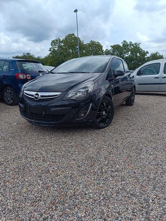 Karbonschw graphitschw midnigh Gebraucht 2012 Opel Corsa Edition Kleinwagen | 4.900 € (Guter Preis) - Bild 1/4