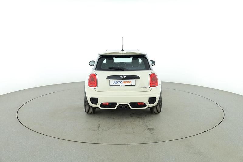 Gebraucht Mini Cooper S 192 PS (141 kW) 2015 Weiß Kleinwagen