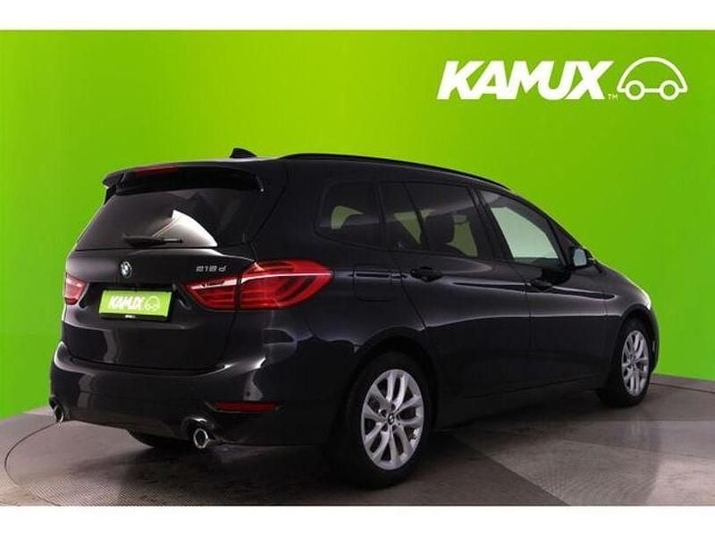 Gebraucht BMW 218 Gran Tourer Advantage 150 PS (110 kW) 2022 Schwarz Van / Kleinbus