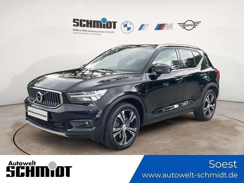 Black stone uni Gebraucht 2021 Volvo XC40 Inscription SUV | 28.690 € (Guter Preis) - Bild 1/4