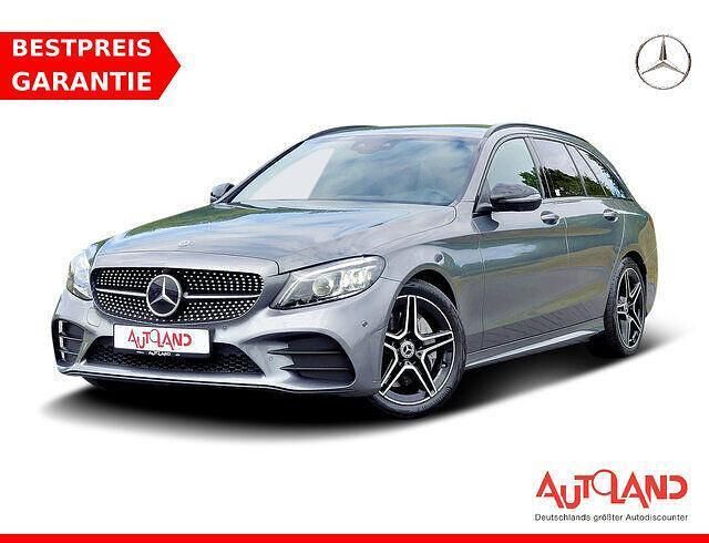 Grau Gebraucht 2018 Mercedes C160 Coupé | 32.950 € - Bild 1/4
