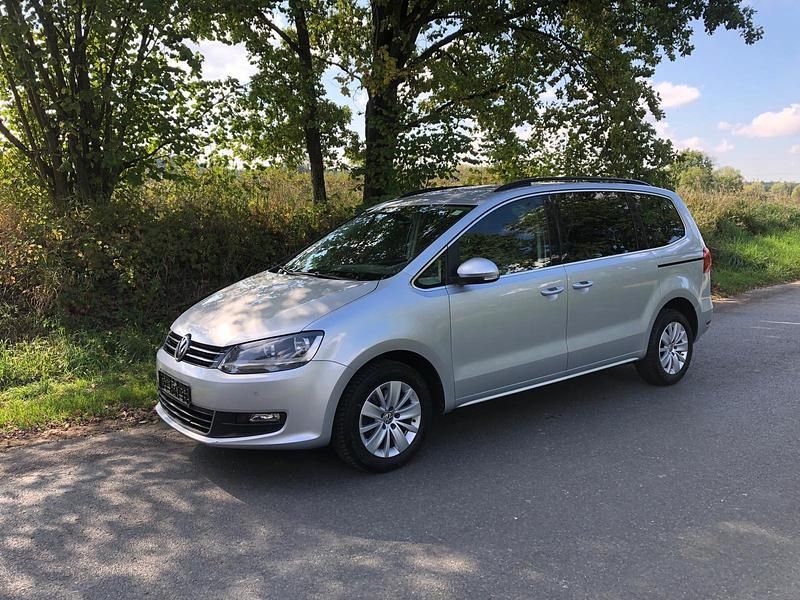 Gebraucht VW Sharan 140 PS (102 kW) 2013 Grau Van / Kleinbus