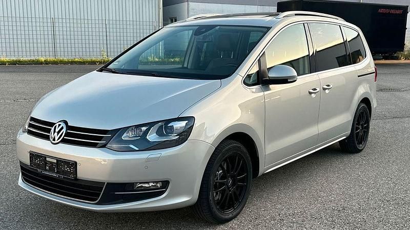 Silber Gebraucht 2012 VW Sharan Van / Kleinbus | 7.900 € (Guter Preis) - Bild 1/4