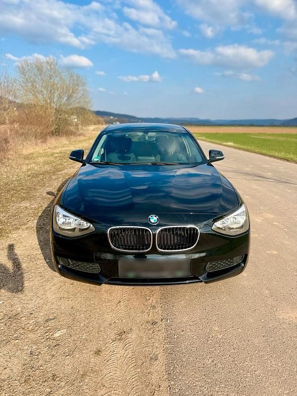 Gebraucht BMW 116 136 PS (100 kW) 2014 Schwarz Kleinwagen