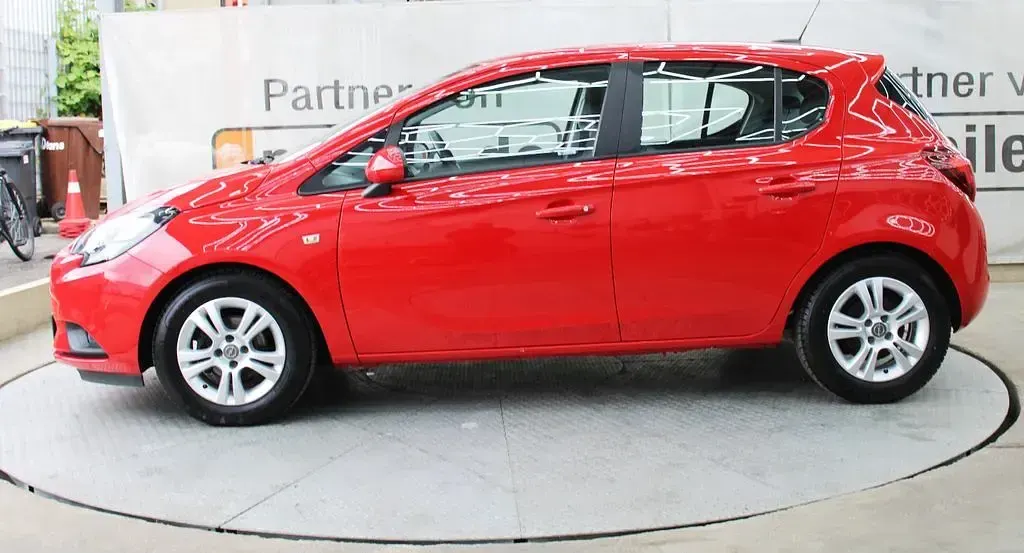 Gebraucht Opel Corsa 90 PS (66 kW) 2017 Rot Kleinwagen