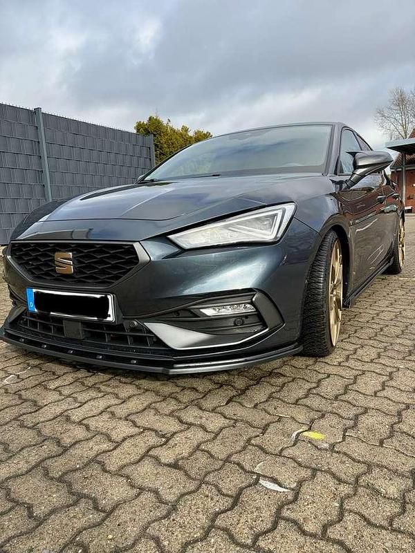 Gebraucht Seat Leon FR 204 PS (150 kW) 2020 Grau Kleinwagen