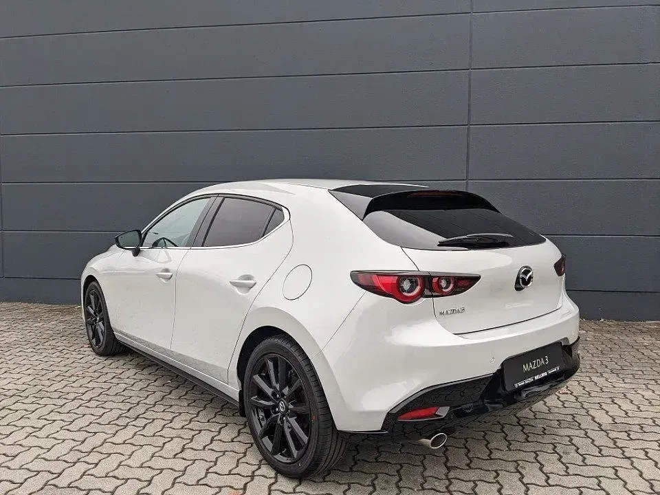 Neu Mazda 3 Nagisa 140 PS (102 kW) 2026 Weiß Limousine