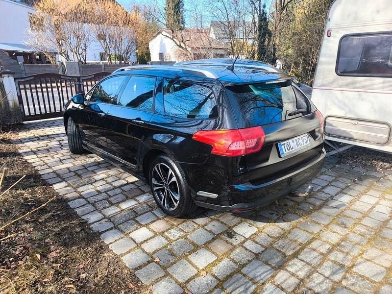 Schwarz Gebraucht 2009 Citroën C5 Kombi | 2.250 € (Etwas zu teuer) - Bild 1/4