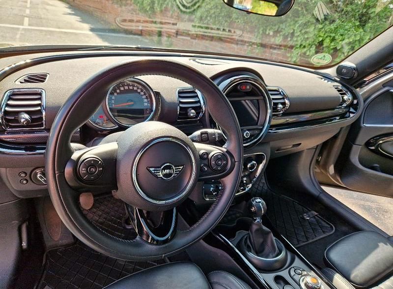 Gebraucht Mini Cooper D Clubman 150 PS (110 kW) 2018 Grau Kombi