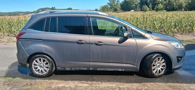 Braun Gebraucht 2012 Ford Grand C-Max Van / Kleinbus | 4.500 € (Guter Preis) - Bild 1/4