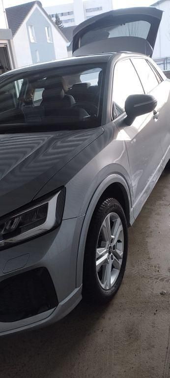 Second-hand Audi Q2 Advanced 150 CP (110 kW) 2025 Gri SUV