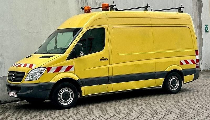 Gelb Gebraucht 2006 Mercedes Sprinter Van | 5.925 € (Guter Preis) - Bild 1/4