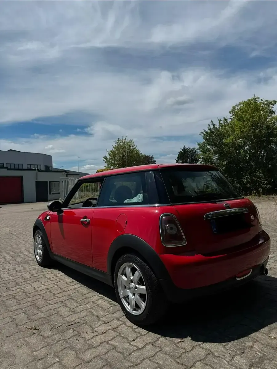 Gebraucht Mini Cooper 120 PS (88 kW) 2012 Rot Kleinwagen