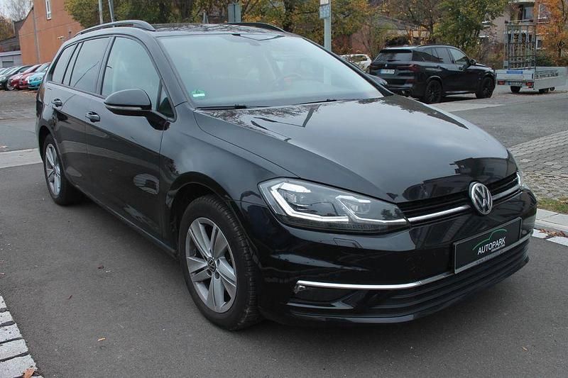 Gebraucht VW Golf VII 150 PS (110 kW) 2020 Schwarz Kombi