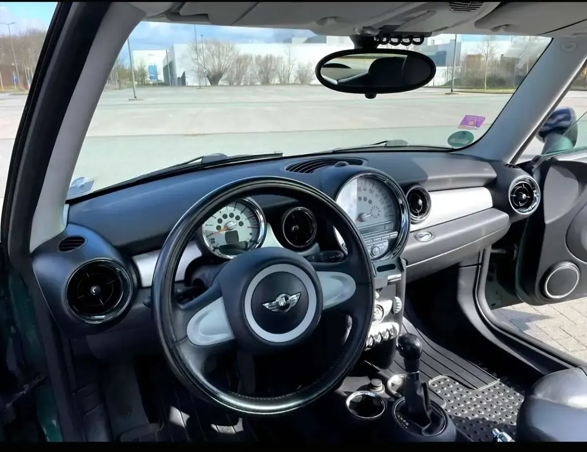 Gebraucht Mini Cooper 120 PS (88 kW) 2009 Kleinwagen