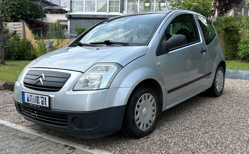 Silber Gebraucht 2005 Citroën C2 Advance Kleinwagen | 999 € (Guter Preis) - Bild 1/4