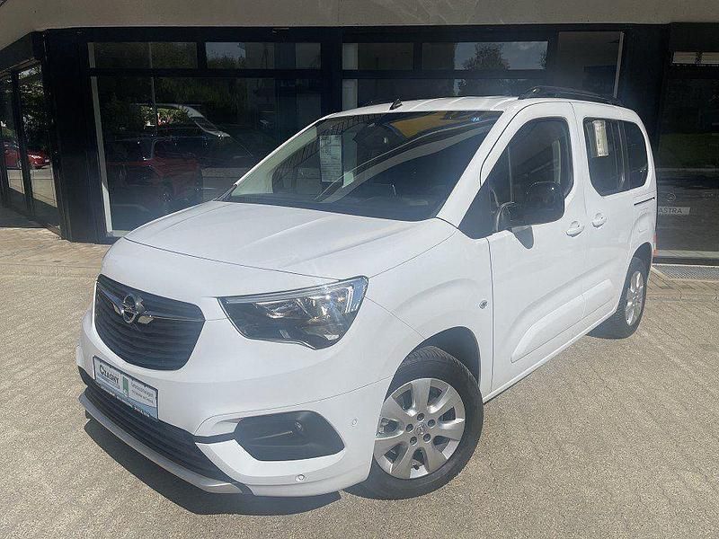 Gebraucht Opel Combo Life Ultimate 131 PS (96 kW) 2023 Weiß Van / Kleinbus