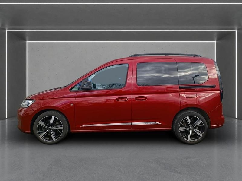 Second-hand VW Caddy Move 122 CP (89 kW) 2021 Roșu Monovolum