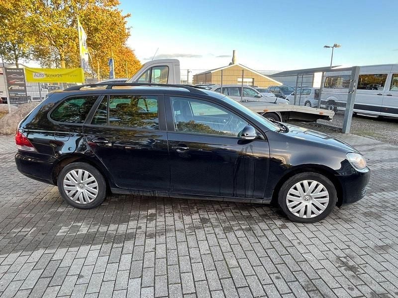 Gebraucht VW Golf VI Trendline 105 PS (77 kW) 2011 Schwarz Kleinwagen