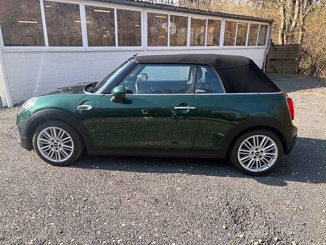 Gebraucht Mini Cooper 136 PS (100 kW) 2019 Grün Kleinwagen