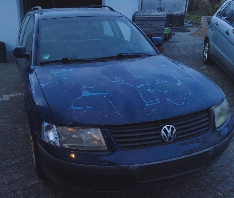 Gebraucht VW Passat 101 PS (74 kW) 1997 Blau Kombi