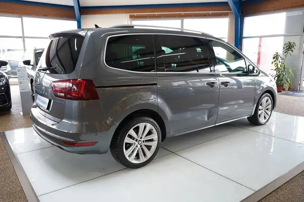 Gebraucht Seat Alhambra Style 150 PS (110 kW) 2019 Grau Van / Kleinbus
