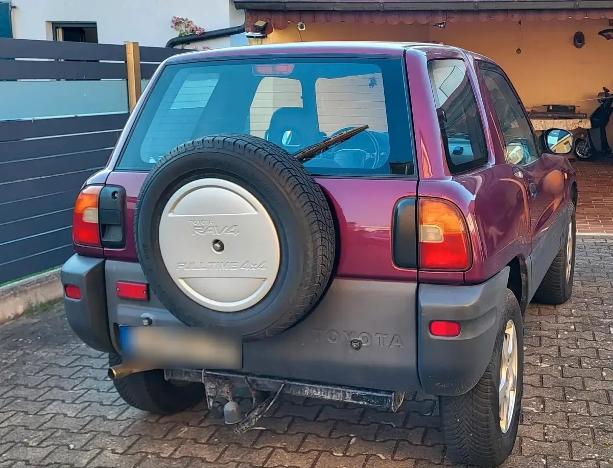 Gebraucht Toyota RAV4 128 PS (94 kW) 1997 Violet SUV