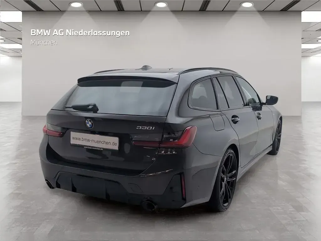 Brugt BMW 330 Performance 245 HK (180 kW) 2023 Grå Stationcar
