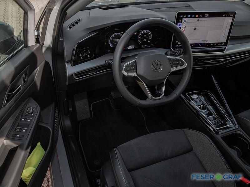 Gebraucht VW Golf Style 150 PS (110 kW) 2024 Silber Limousine