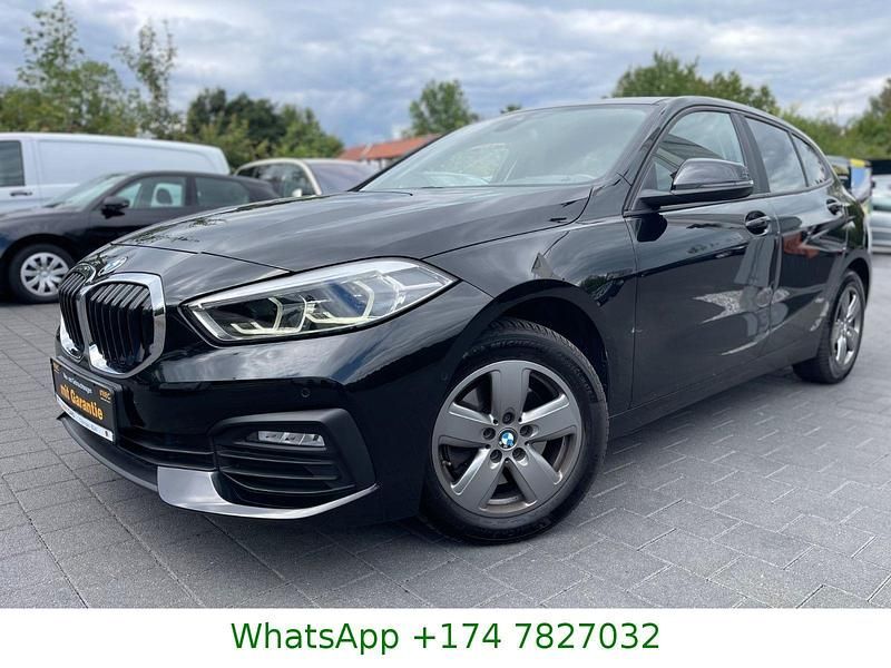 Schwarz Gebraucht 2023 BMW 118 Advantage Kleinwagen | 17.650 € (Superpreis) - Bild 1/4