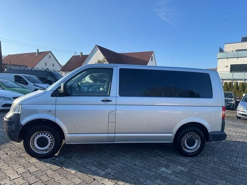 Gebraucht VW T5 131 PS (96 kW) 2009 Silber Van