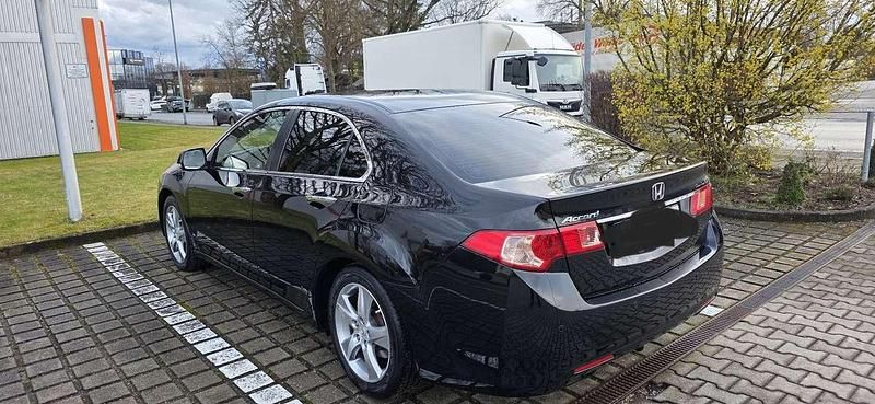Gebraucht Honda Accord Executive 150 PS (110 kW) 2014 Limousine