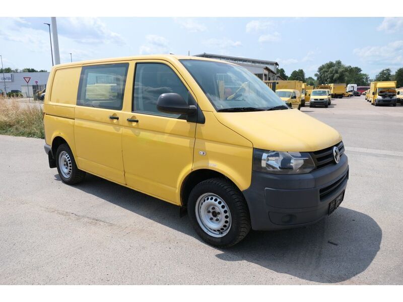Gebraucht VW T5 84 PS (61 kW) 2010 Ginstergelb r1032 Van
