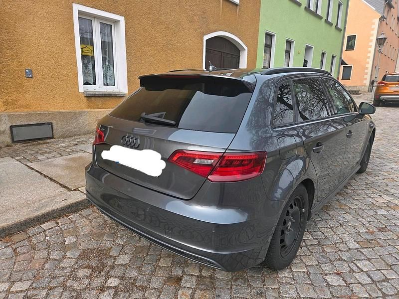 Gebraucht Audi A3 S-Line 150 PS (110 kW) 2016 Grau Limousine