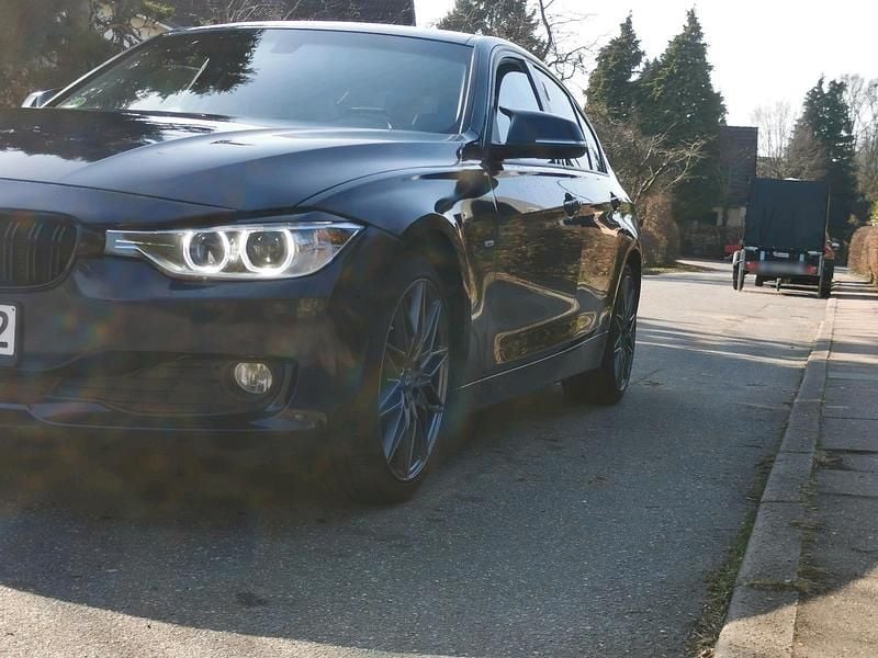 Second-hand BMW 328 245 CP (180 kW) 2013 Negru Berlinǎ