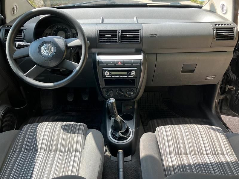 Second-hand VW Fox 55 CP (40 kW) 2006 Negru Hatchback