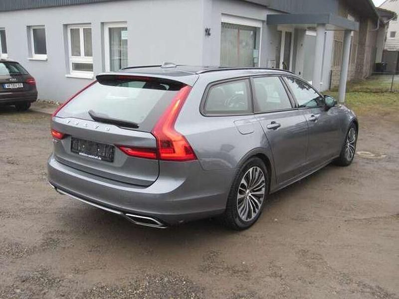 Gebraucht Volvo V90 R-Design 190 PS (139 kW) 2020 Osmium grey metallic Kombi
