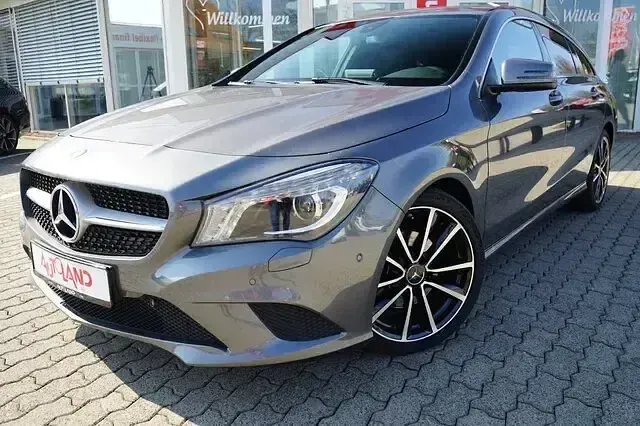 Gebraucht Mercedes CLA180 122 PS (89 kW) 2016 Andere Coupé