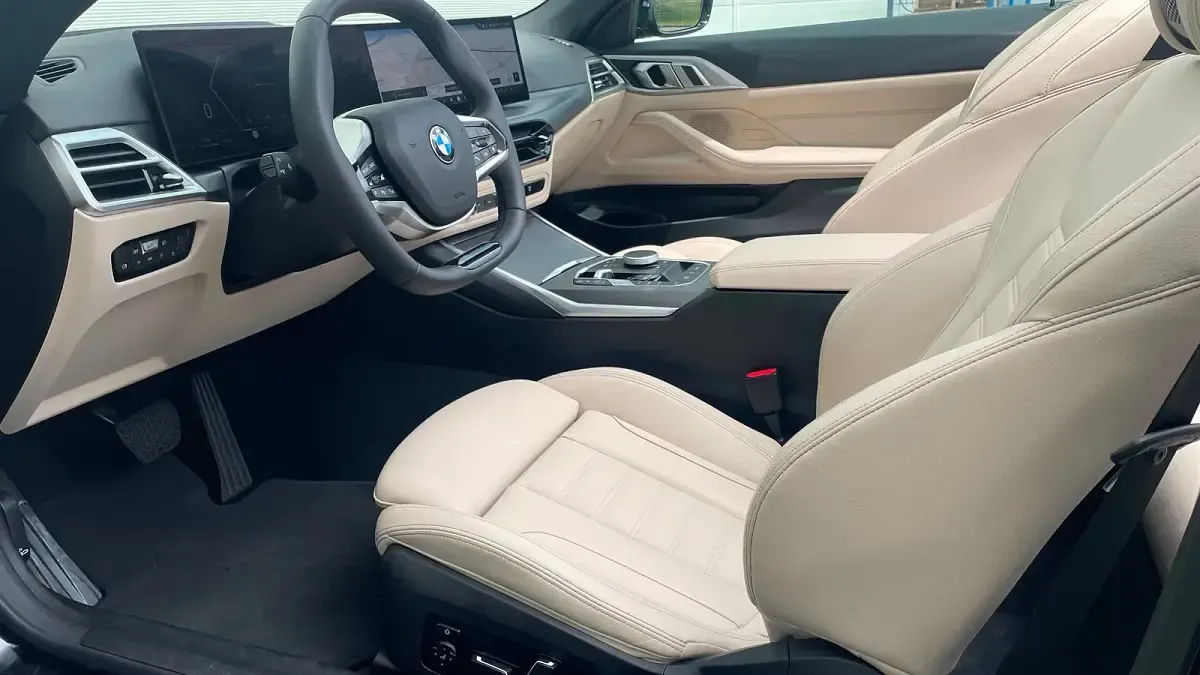 Gebraucht BMW 420 Efficient Dynamics 184 PS (135 kW) 2024 Saphirschwarz metallic Cabrio