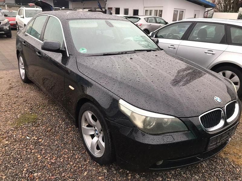 Gebraucht BMW 525 177 PS (130 kW) 2004 Schwarz Limousine