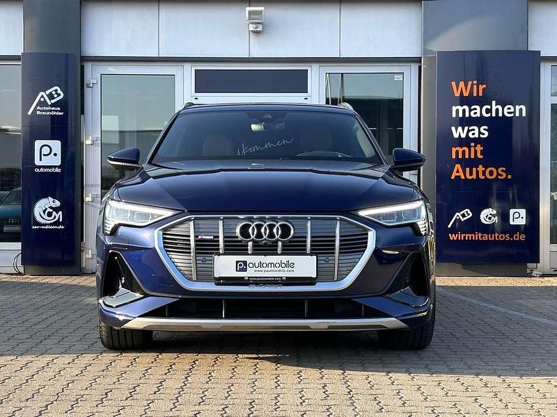 Gebraucht Audi e-tron S-Line 300 kW (408 PS) 2022 Blau SUV