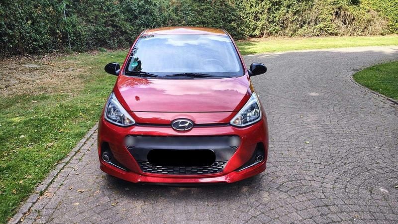 Rot Gebraucht 2019 Hyundai i10 Kleinwagen | 10.500 € (Superpreis) - Bild 1/4
