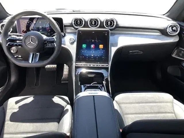 Gebraucht Mercedes CLE200 204 PS (150 kW) 2025 Silber metalliclack hightechsilber Cabrio