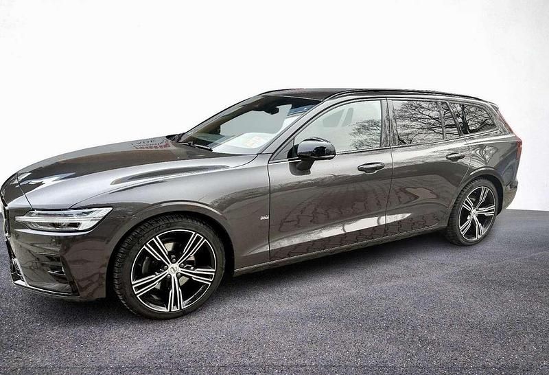 Gebraucht Volvo V60 Plus 197 PS (144 kW) 2024 Kombi