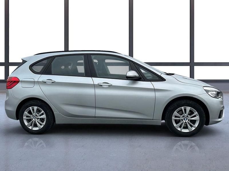 Gebraucht BMW 220 Active Tourer Advantage 192 PS (141 kW) 2017 Silber met Van / Kleinbus