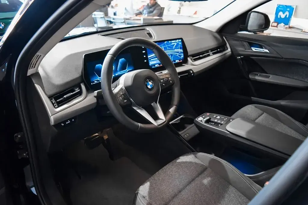 Gebraucht BMW X2 163 PS (119 kW) 2026 Schwarz SUV